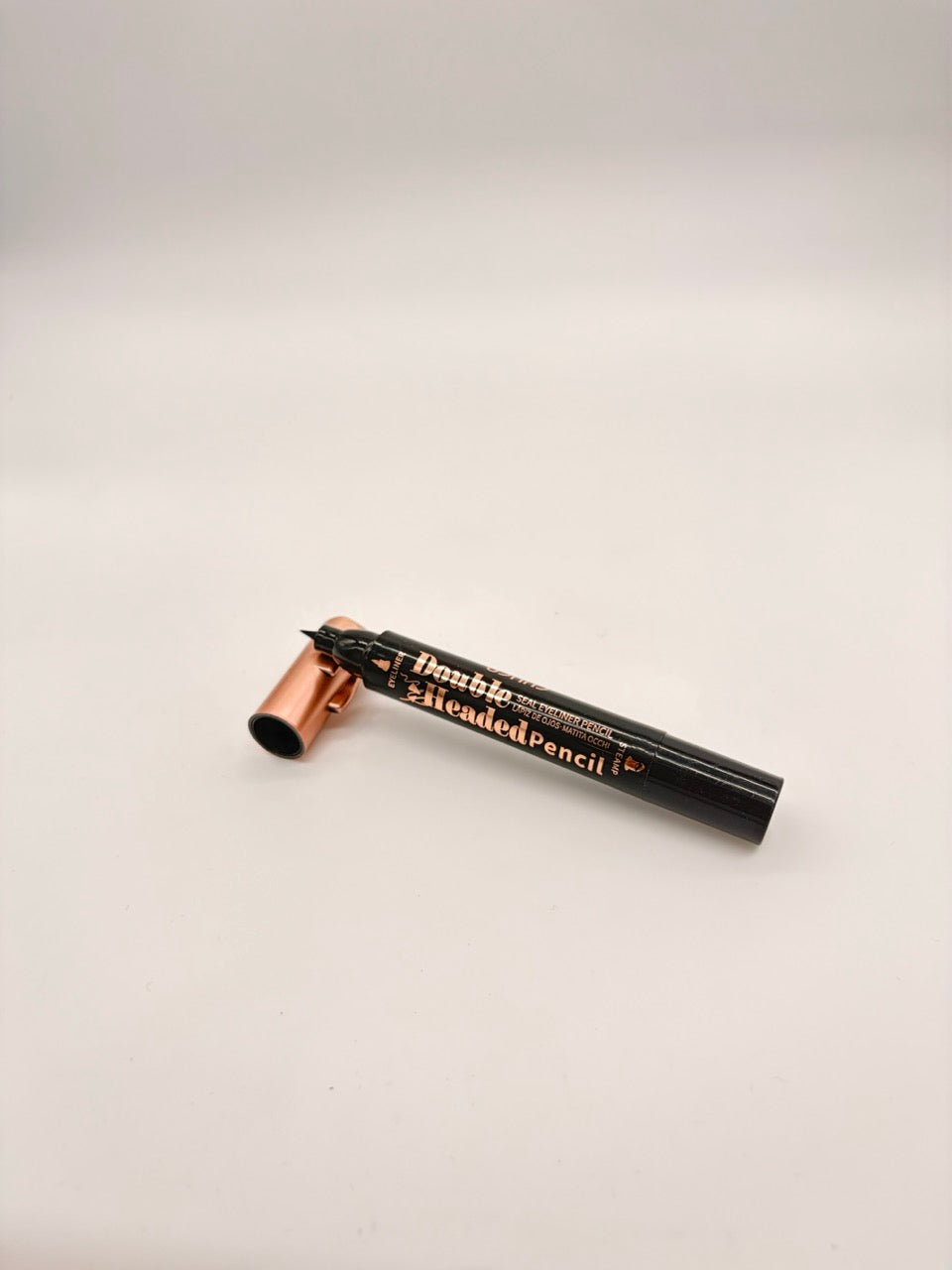 USHAS DOUBLE HEADED PENCIL DOPPIA PUNTA 2 IN 1=eyeliner e steamp