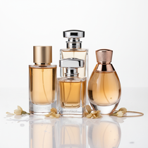 Linea Montage Eau de Parfum su sfondo bianco