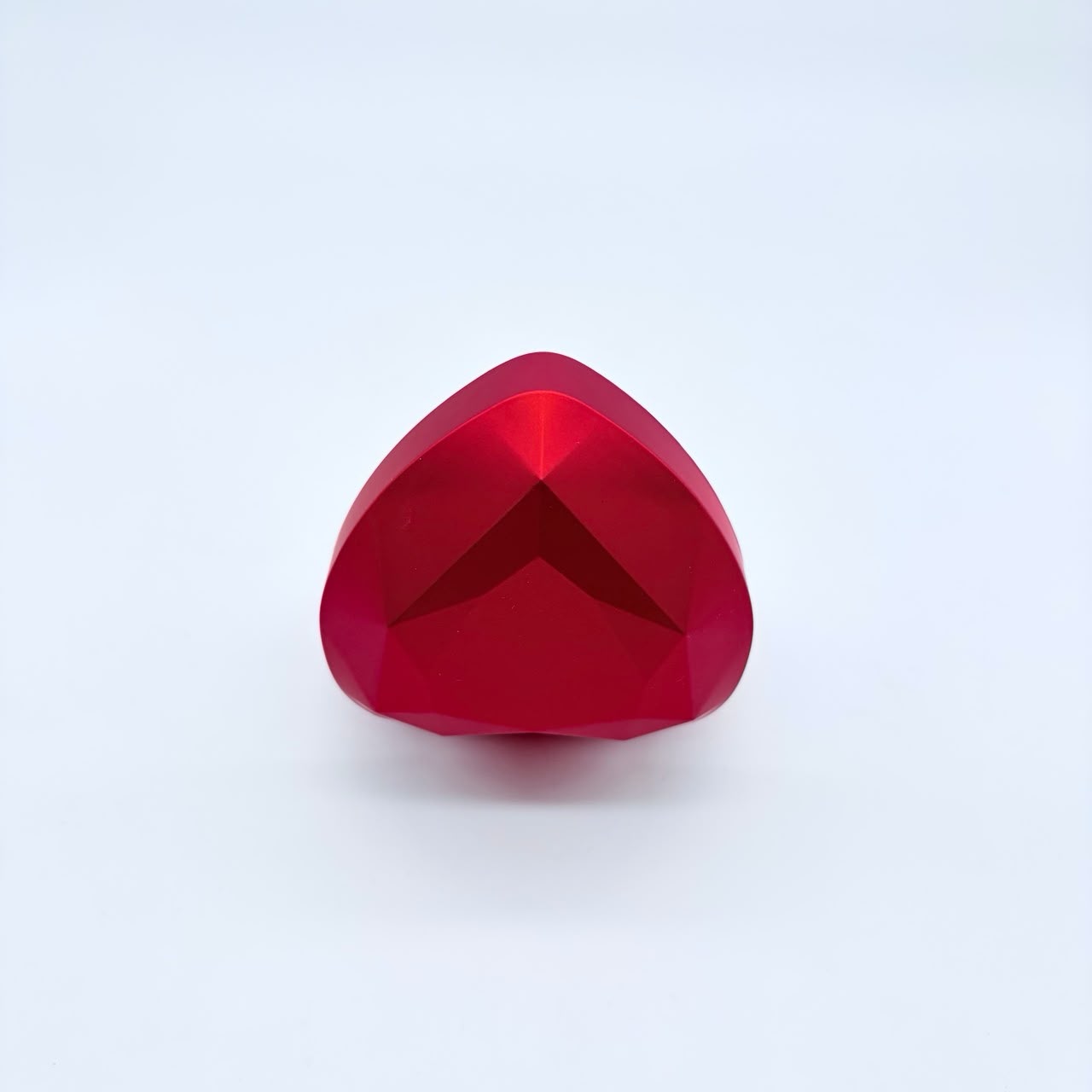 Scatola a forma d cuore con interno in velluto e completa di anello
