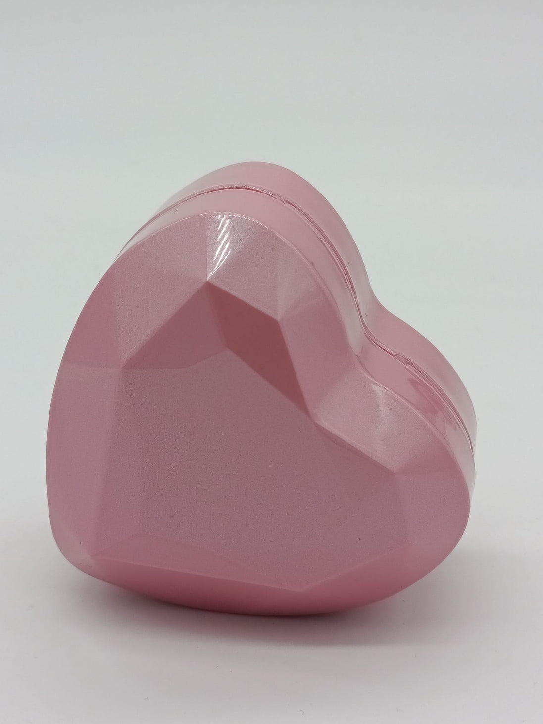 Scatola forma di cuore completo di anello