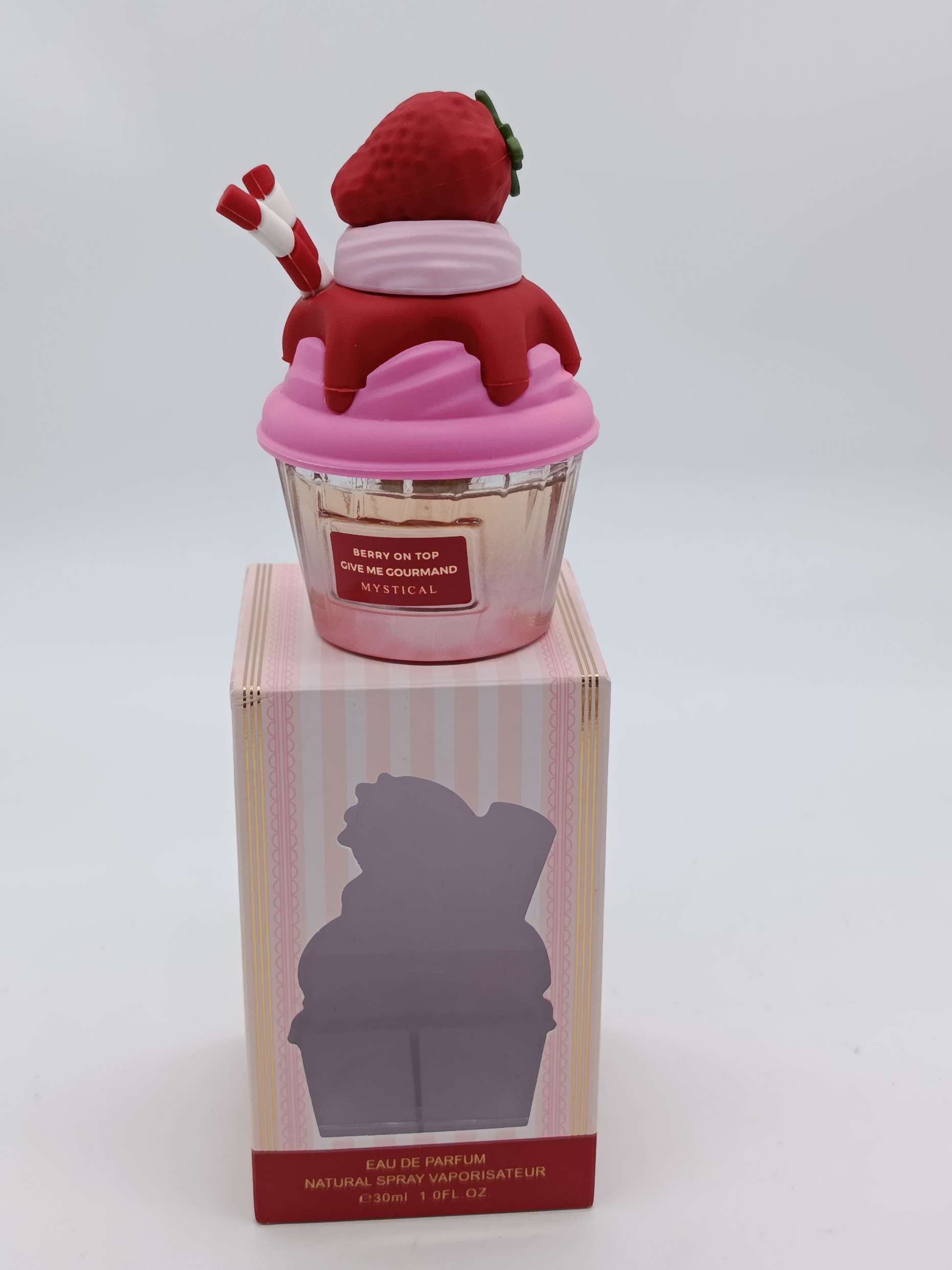 Berry on top give me gourmand