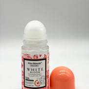 deodorante roll-on antitraspirante profumato della marca Kiss Beauty, appartenente alla linea Skin Clinic.